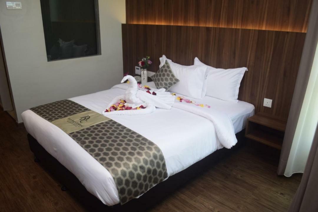 Rest And Comfort Boutique Hotel Kuala Terengganu Extérieur photo